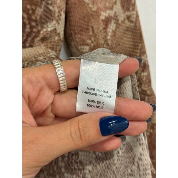 Haute Hippie Silk Snake Print Long Sleeve Button Up Shirt Brown Women's Size S - Picture 4 of 5